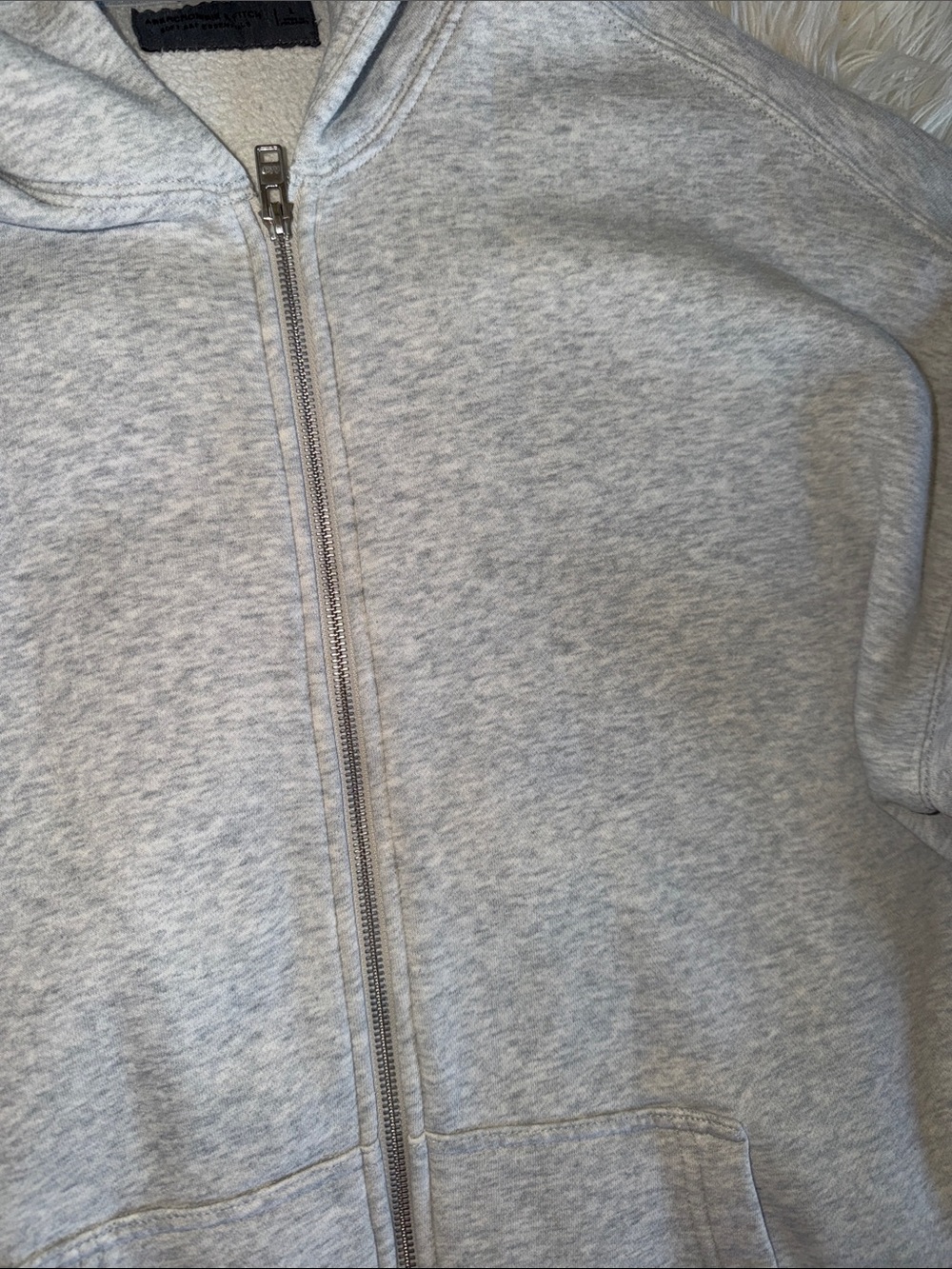 Abercrombie & Fitch Light Heather Gray Essential Full-Zip Hoodie - Picture 4 of 9